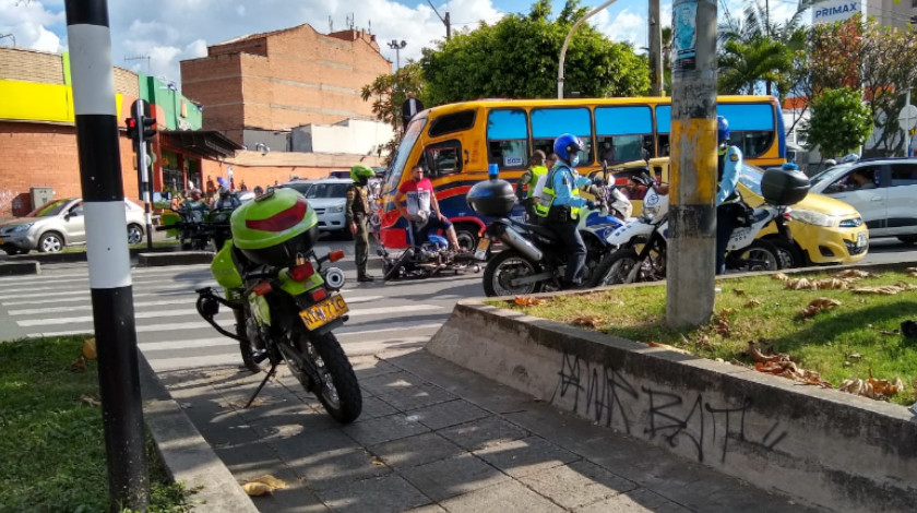 ¡No se aceleren! Vean estos como se chocaron por La América 1 accidente