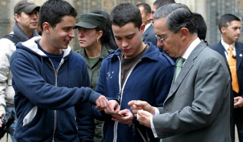 Álvaro Uribe y sus dos hijos tienen coronavirus, solo Lina Moreno dio negativo en la prueba