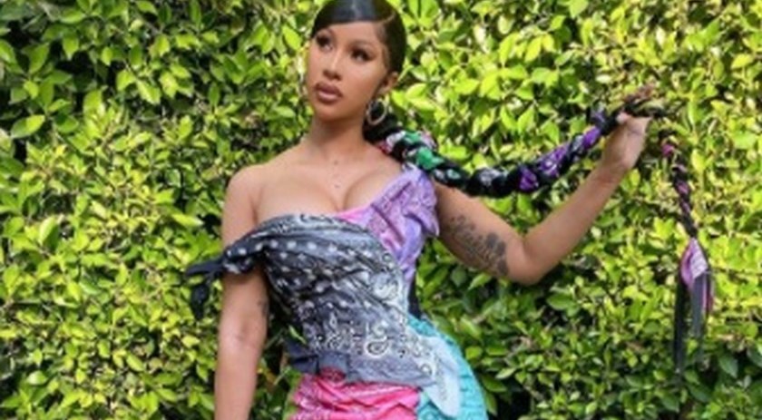 FOTO: Se desquitó, Cardi B publicó imagen de Melania Trump desnuda