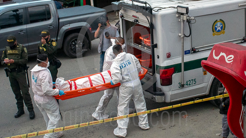 EN FOTOS Y VIDEO: ¡Doble homicidio! Murió el otro hombre baleado en un bus de Caldas, en el municipio de La Estrella 13 doble homicidio en la estrella 20 08 2020 3