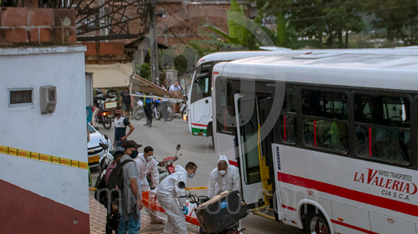 EN FOTOS Y VIDEO: ¡Doble homicidio! Murió el otro hombre baleado en un bus de Caldas, en el municipio de La Estrella 12 doble homicidio en la estrella 20 08 2020 6