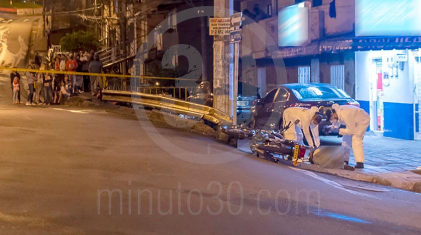 EN FOTOS Y VIDEO: ¡Lo ‘bajaron’ de la moto! Sicarios mataron a un hombre en Castilla 6 homicidio en castilla 19 08 2020 8