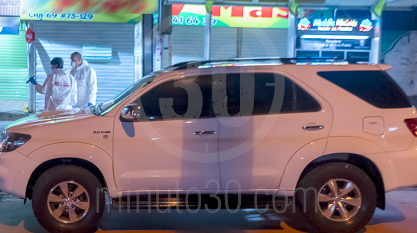 EN FOTOS Y VIDEO: Acribillaron a tiros a un hombre que iba en una Toyota blindada por el sector del Rinconcito Ecuatoriano 6 homicidio en el sector del rinconcito ecuatoriano 21 08 2020 8