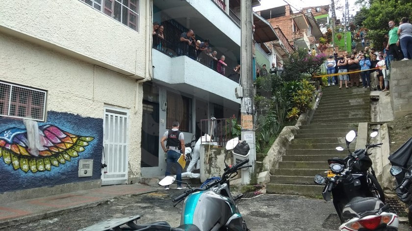 FOTOS: Con un balazo en la cabeza asesinaron a un joven en el barrio Juan XXII, San Javier 2 homicidio juan23 7