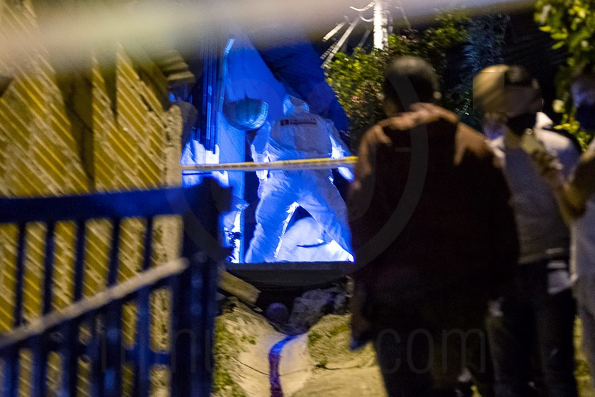 FOTOS Y VIDEOS: Le dieron bala hasta dejarlo tendido en plena vía de San Javier 7 homicidio san javier el socorro2