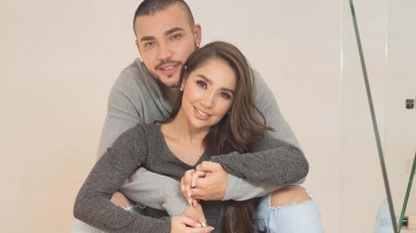 VIDEO: ¡Se boleteó solito! Jessi Uribe dijo cuánto lleva con Paola y lo tildan de infiel