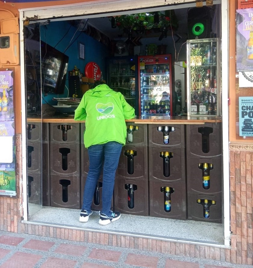 FOTOS: ¡Los 'pillaron'! Fueron cerrados 7 establecimientos por comercializar licor falsificado, esta fue la gran incautación 5 operativos4