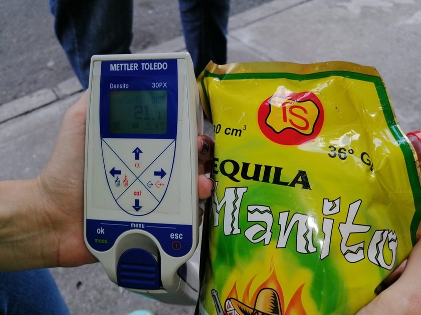 FOTOS: ¡Los 'pillaron'! Fueron cerrados 7 establecimientos por comercializar licor falsificado, esta fue la gran incautación 9 operativos9