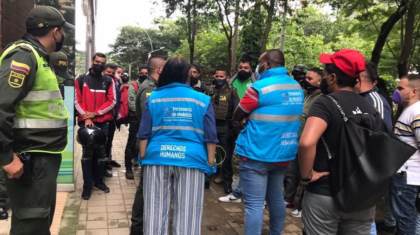 FOTOS: ‘Rappitenderos’ hacen manifestación pacífica en Medellín por falta de garantías para ejercer sus labores