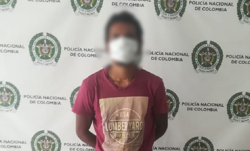 Capturado por la policía de Medellín este sujeto que le pegó a su abuela