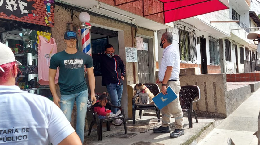 FOTOS: En Belén Rincón autoridades desinfectaron y verificaron protocolos de comercios formales e informales 