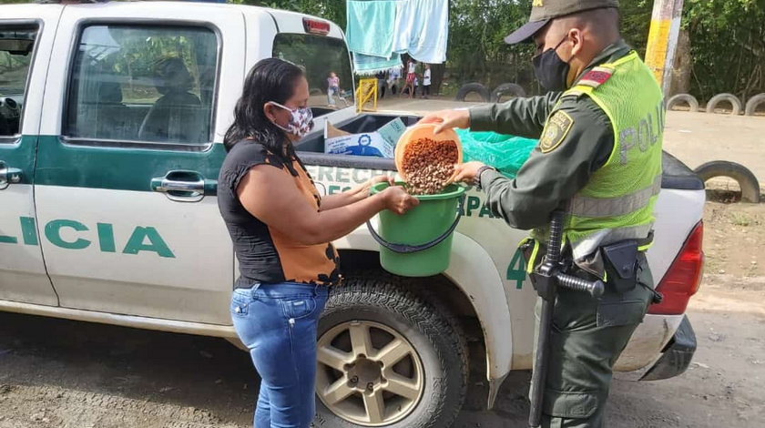 FOTOS: En Urabá hicieron una donatón para llevarle alimentos a los más afectados por la pandemia 