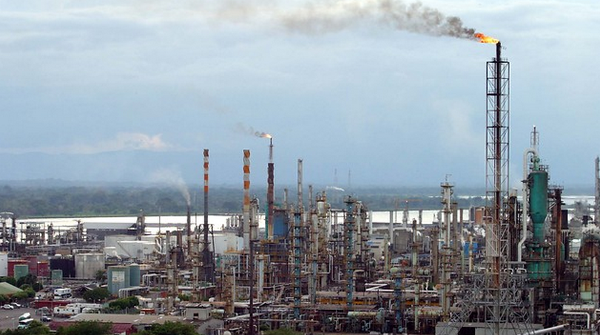 ¡Si seguía así, acaba con todo! Refinería de Barrancabermeja, sin medidas para cuidar el Río Magdalena