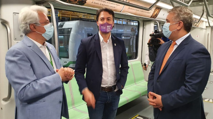 Fotos: ¡Se montó al Metro! Iván Duque llegó a Medellín para garantizar dinero de la línea E