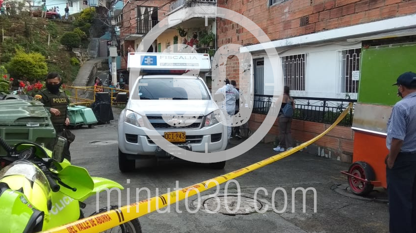 EN VIDEO: Un joven fue asesinado en El Guayabo, Itagüí, al parecer lo habían amenazado 3 T. homicidio en el sector el guayabo del municipio de itagui 16 09 2020 3