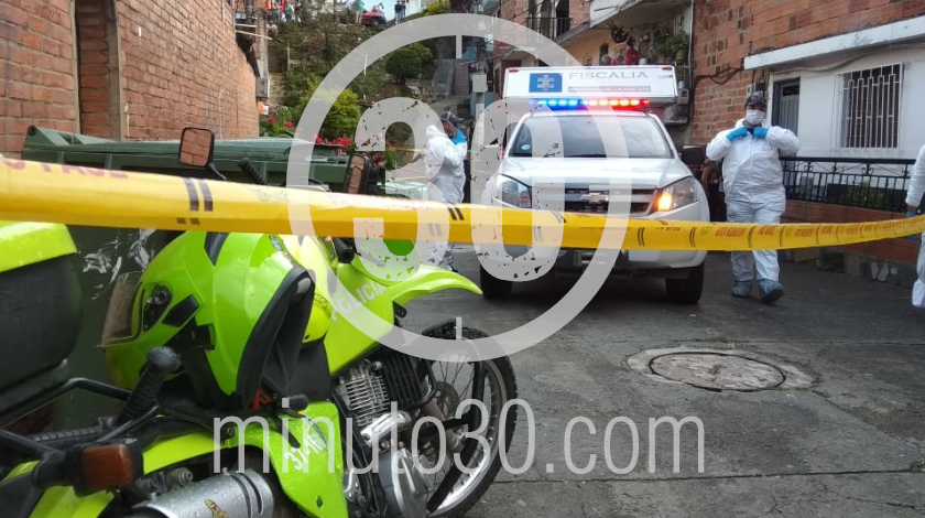 EN VIDEO: Un joven fue asesinado en El Guayabo, Itagüí, al parecer lo habían amenazado 8 T. homicidio en el sector el guayabo del municipio de itagui 16 09 2020 5