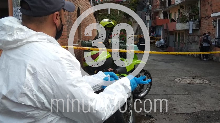 EN VIDEO: Un joven fue asesinado en El Guayabo, Itagüí, al parecer lo habían amenazado 6 T. homicidio en el sector el guayabo del municipio de itagui 16 09 2020 7