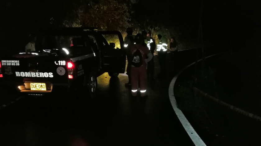 ¡Qué susto! Unas personas en presunto estado de embriaguez se fueron a un ‘volado’ en la vía Jericó – Pueblo Rico