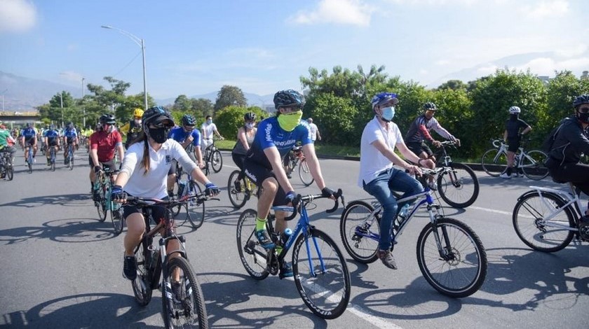VIDEO: “Ver otra vez a la gente haciendo deporte es devolverle la vida a la ciudad”: Quintero en activación de tramos diurnos de ciclovías