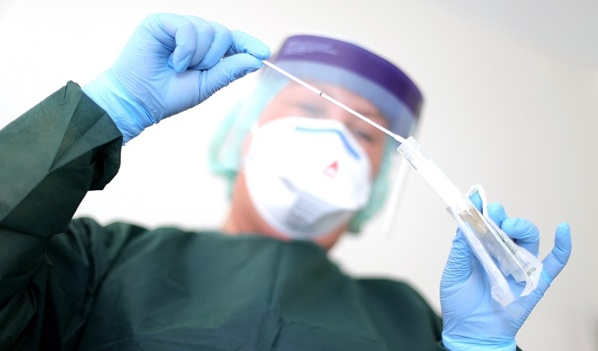 Alemania vuelve a los niveles de contagio de abril y renuncia a las alegrías en masa