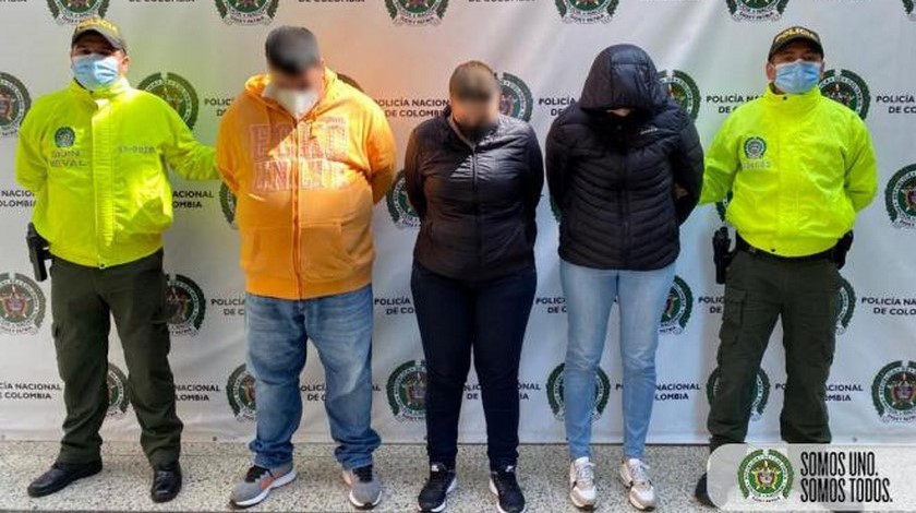 Capturaron a tres integrantes del grupo delincuencial 'las tóxicas', dedicados a hurtar extranjeros al suministrarles drogas 1 Captura 'las tóxicas'
