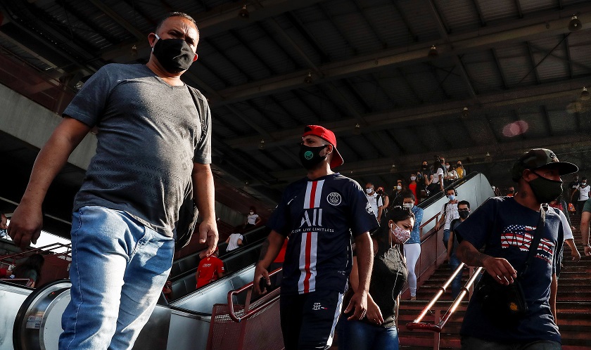 El mundo roza las 900.000 muertes por coronavirus, con 27 millones de casos