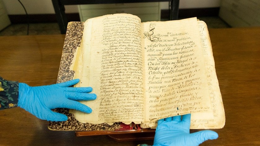 ¡Será digitalizada! Archivo Histórico de Medellín recibió donación de manuscritos originales de la obra ‘Carnero de Medellín’