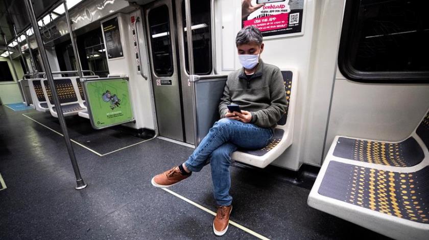 La pandemia se acerca a los 31 millones de casos y supera las 958.000 muertes