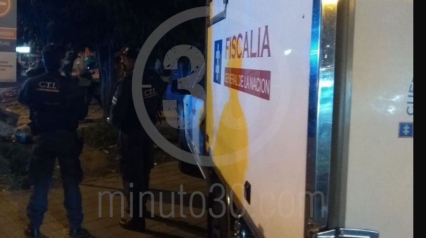FOTOS Y VIDEO. En toda La 80 con Colombia mataron a cuchillo a un hombre 4 homicidio en la 80 con colombia 29 09 2020 1