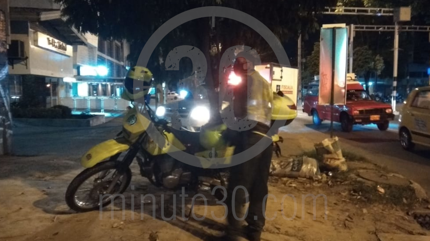 FOTOS Y VIDEO. En toda La 80 con Colombia mataron a cuchillo a un hombre 3 homicidio en la 80 con colombia 29 09 2020 2