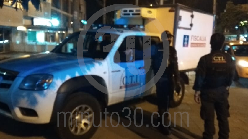 FOTOS Y VIDEO. En toda La 80 con Colombia mataron a cuchillo a un hombre 2 homicidio en la 80 con colombia 29 09 2020 3
