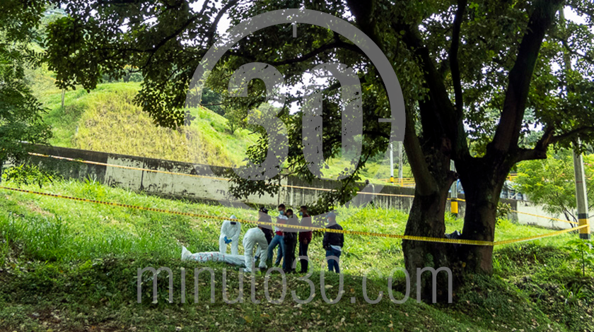 EN VIDEO: Lo ahorcaron con una soga y lo dejaron tirado en toda la entrada de Girardota 18 inspeccion tecnica en girardota 18 09 2020 14