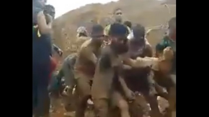 VIDEO: Rescatan a cinco mineros que habrían quedado sepultados tras una explosión en mina de Valdivia, Antioquia