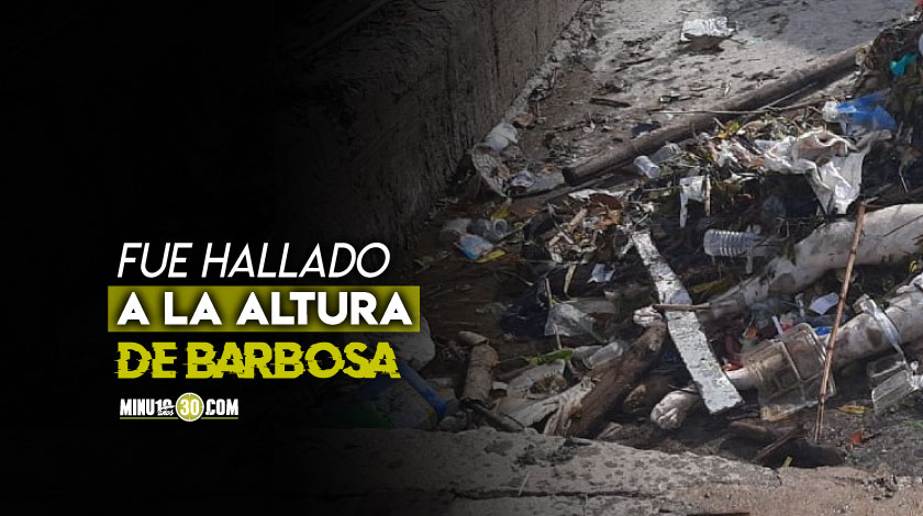 muerto en el rio Medellin a la latura e barbosa