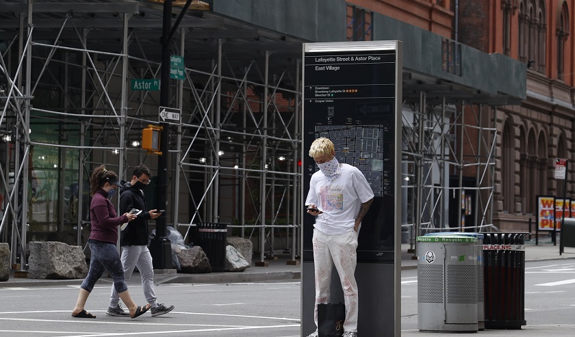 Nueva York encadena un mes con un índice de contagio de COVID-19 por debajo de 1