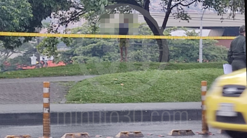 EN VIDEO: ¡Qué impresión! Amaneció un hombre colgado de un árbol en el sector de Caribe 3 persona se quito la vida en el barrio Caribe 05 08 2020 1 1