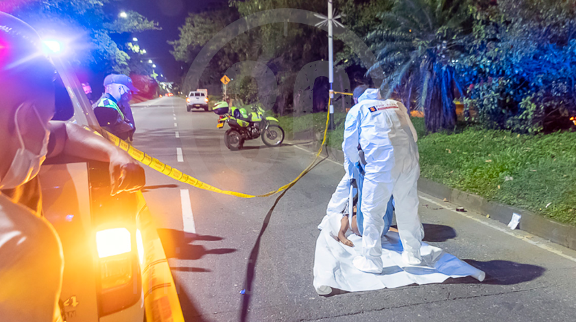 EN FOTOS Y VIDEO: No identificaron al presunto ladrón dado de baja cuando pretendían atracar a un hombre en la Avenida Regional 11 presunto fletero dado de baja en la regional 03 08 2020 6