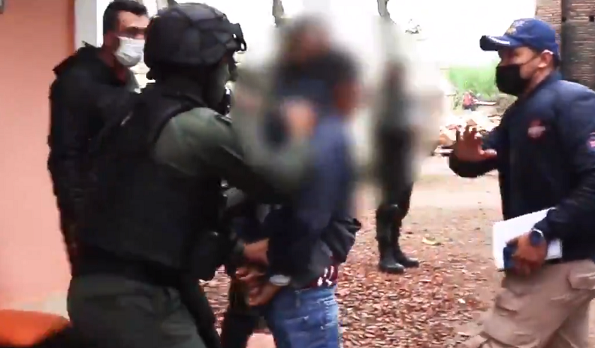 Hombre secuestró a su familia en Candelaria