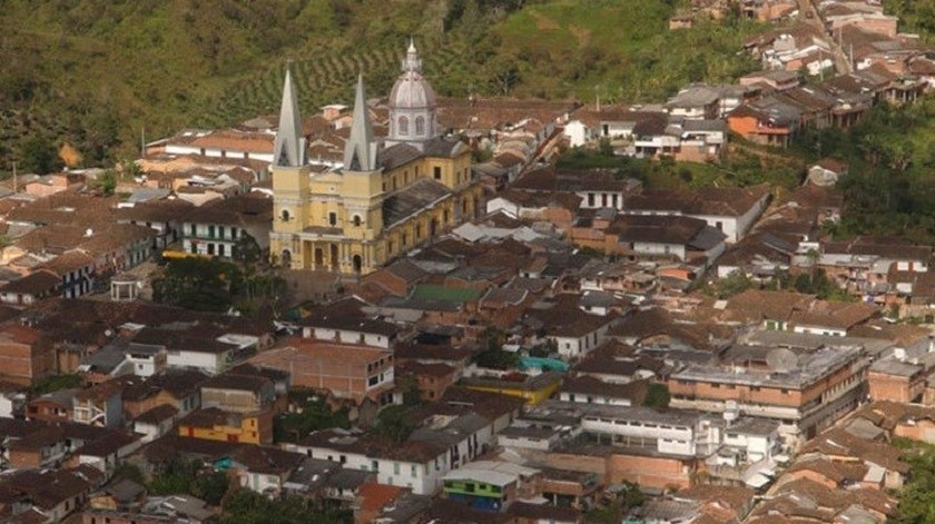 Apuñalados en Santo Domingo, Antioquia