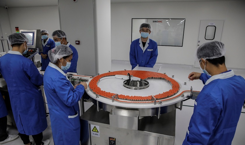 China fabricará mil millones de dosis de vacunas contra el virus en 2021