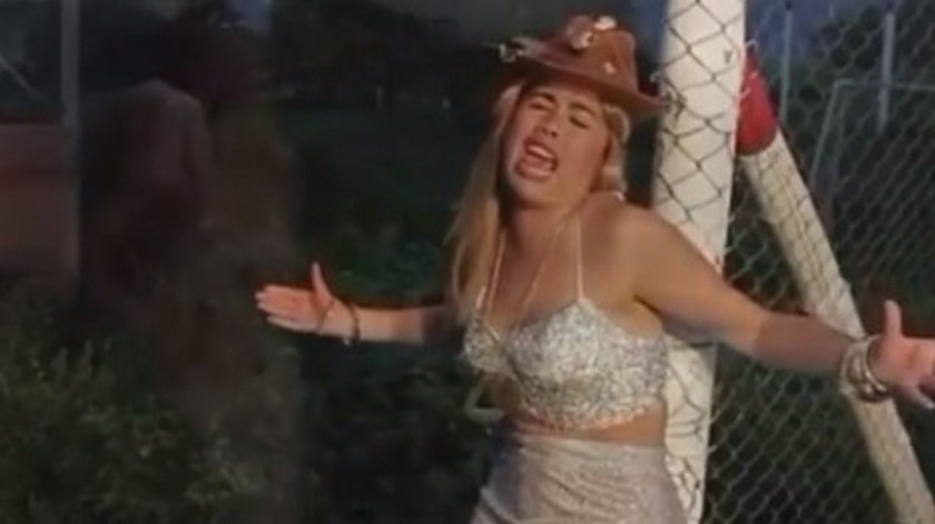 Primer tema de Yina Calderón