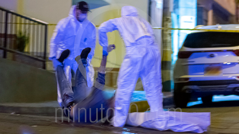 EN FOTOS: Sicarios asesinaron a un hombre que caminaba por el barrio Miranda de Aranjuez 8 MUERTO EN ARANJUEZ MIRANDA 6