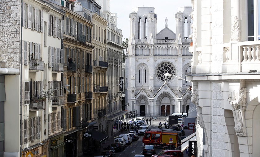 Tres muertos en un atentado terrorista en la ciudad francesa de Niza