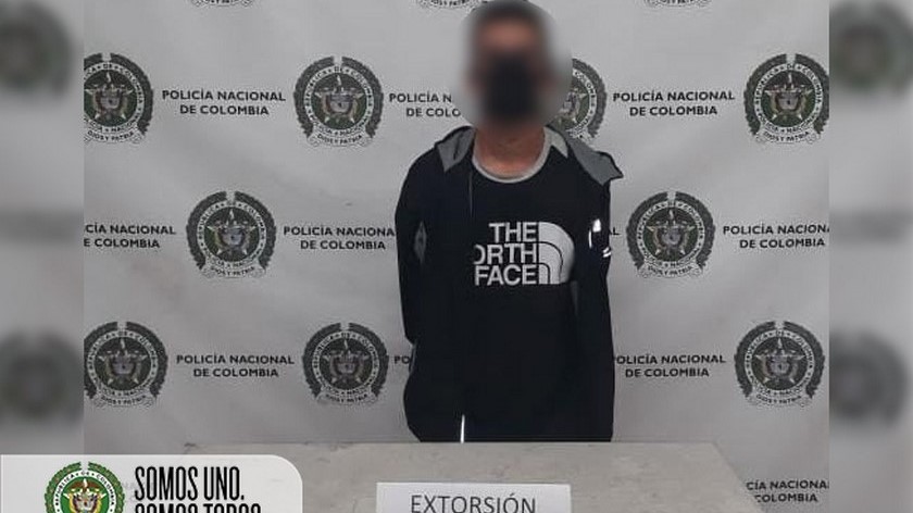 Capturaron a esta 'belleza' cuando extorsionaba a un local de Santa Cruz exigiendo $800.000 1 Capturado por extorsión