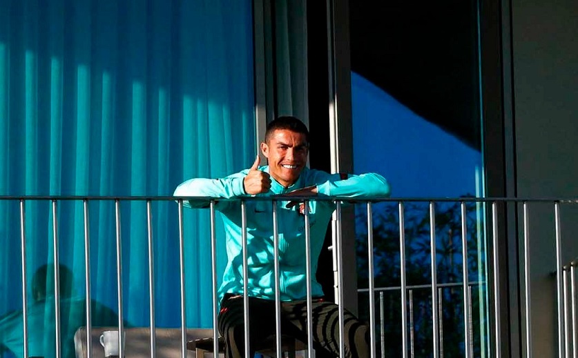 La primera foto de Cristiano en aislamiento por COVID y todo bajo control