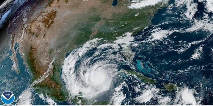 Delta recobra fuerzas sobre el Golfo de México camino de Luisiana