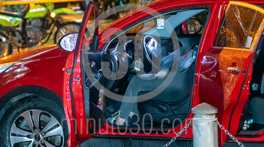EN FOTOS Y VIDEO: Una comerciante fue acribillada a disparos cuando se montaba a su carro en el barrio Suramericana 4 homicidio de mujer en el barrio Suramericana 29 10 2020 10