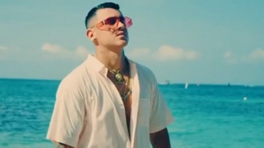 VIDEO: ¡Muy sensual! Así salió la protagonista del nuevo video de Kevin Roldán, y no es Luisa Castro