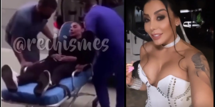 VIDEOS: En camilla salió de un edificio, Marcela Reyes tuvo que ser trasladada a un hospital