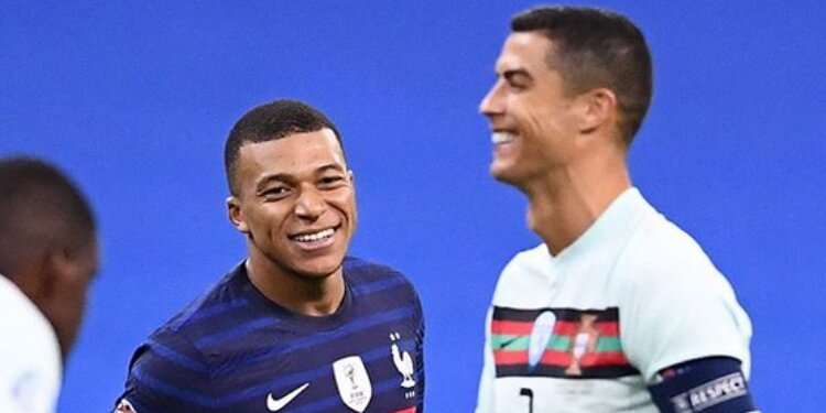 FOTOS: Mbappé y CR7… “risitas” en la cancha ¿amigos en las redes?